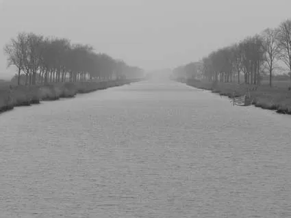 Le canal maritime de Marans
