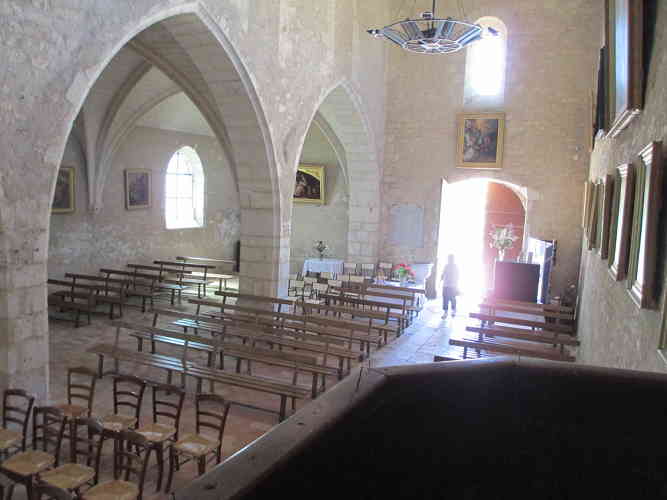 Intérieur de l'église de Saint-Maur 2