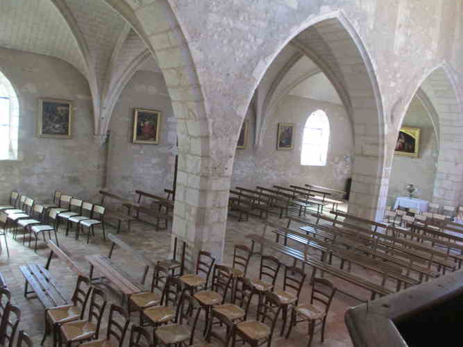 Intérieur de l'église de Saint-Maur
